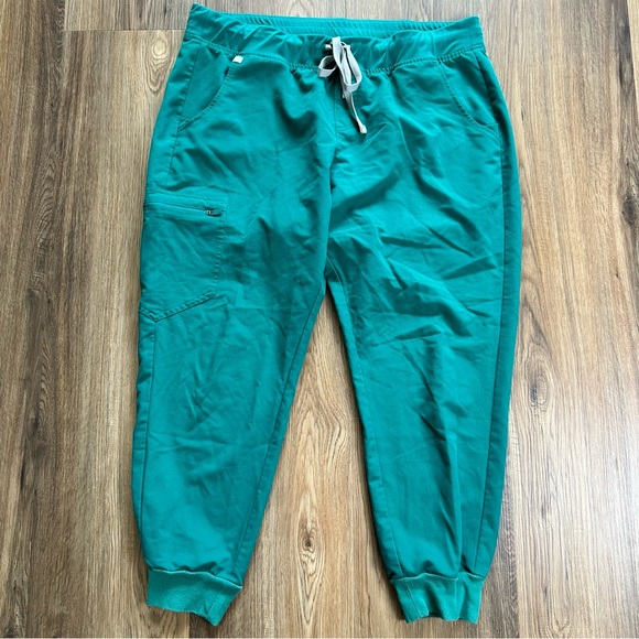 FIGS Zamora Jogger Scrub Pants Womens XL Petite Hunter Green Bottoms Slim Fit - Picture 1 of 9